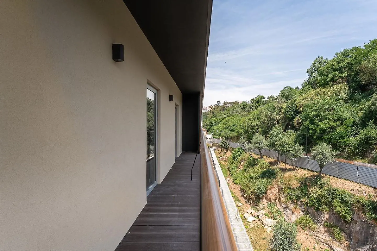 Guestready - Majestic Riverside Terrace In Coimbra Apartamento