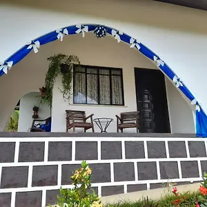 https://casa-oma-loni.santa-catarina-brasil.com
